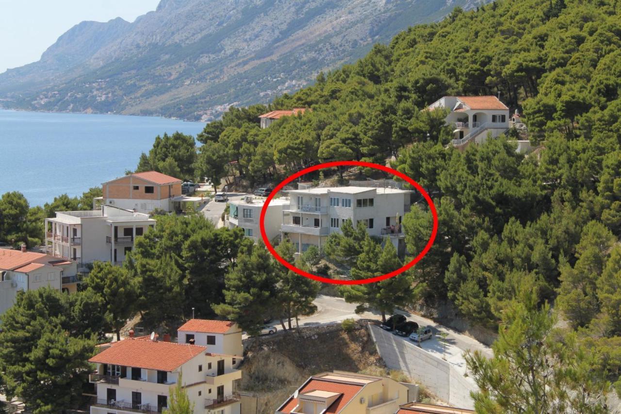 Apartments And Rooms With Parking Space Brela, Makarska - 6895 Экстерьер фото